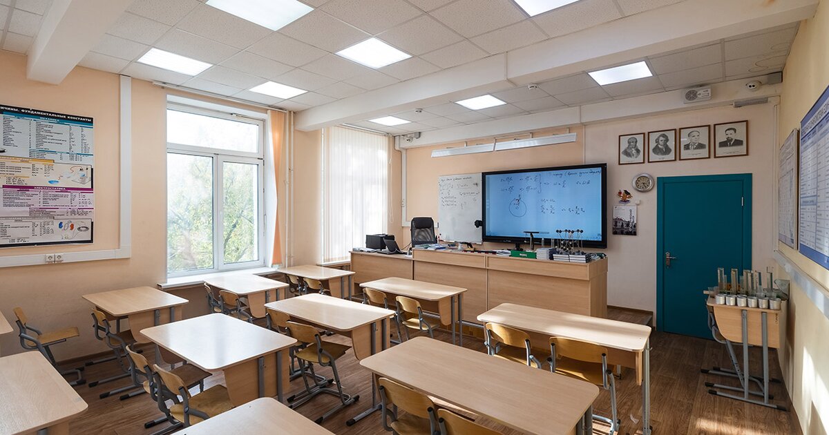 Школы Липецка перевели на дистанционный режим в целях безопасности